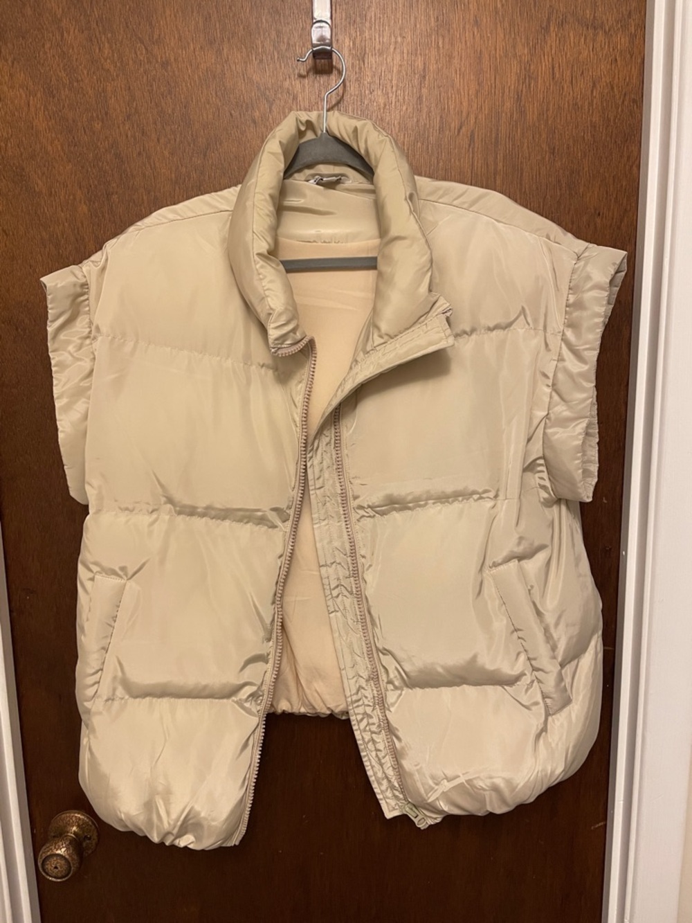 Steve Madden Cream Puffer Vest